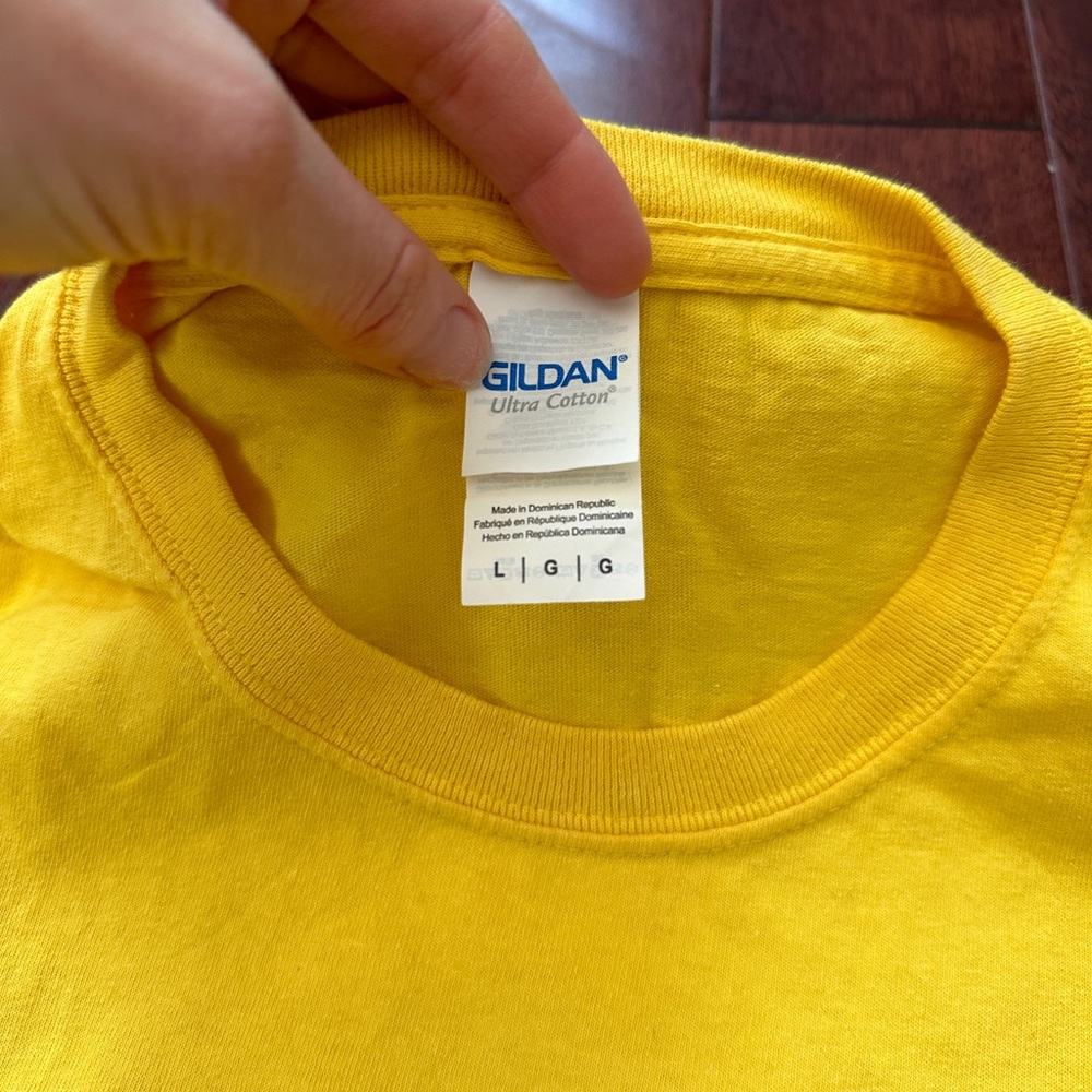 Up Small Shop tee - Picture 2 of 3